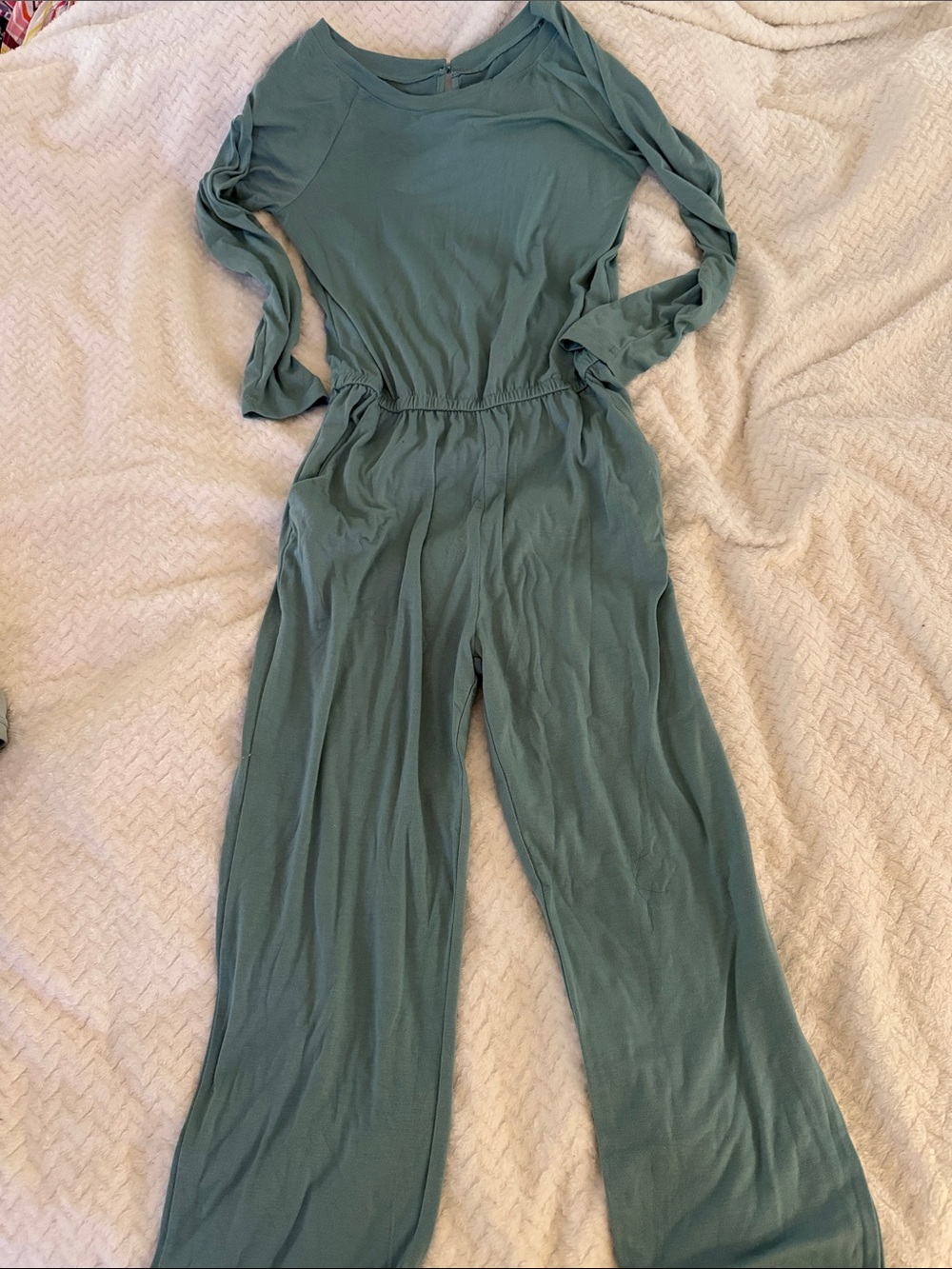 Women's Long-Sleeve Wide-Leg Jumpsuit in Sage Green